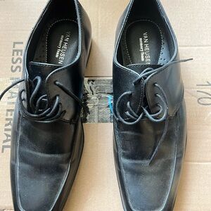 Mens Van Heusen Size 8.5